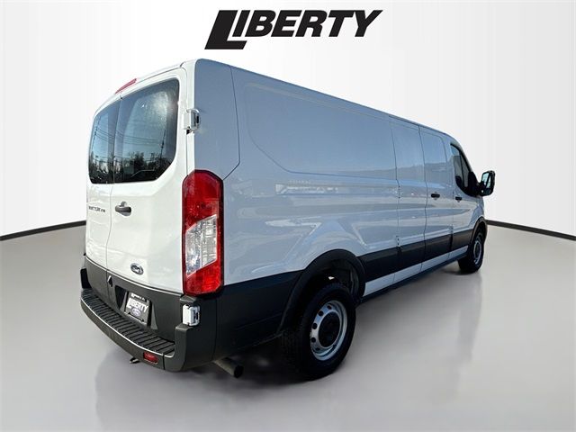 2021 Ford Transit Base