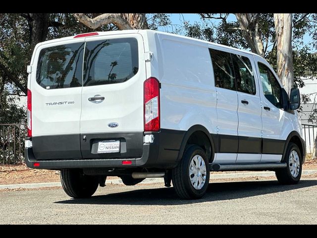 2021 Ford Transit Base