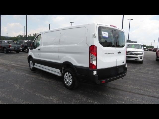 2021 Ford Transit Base