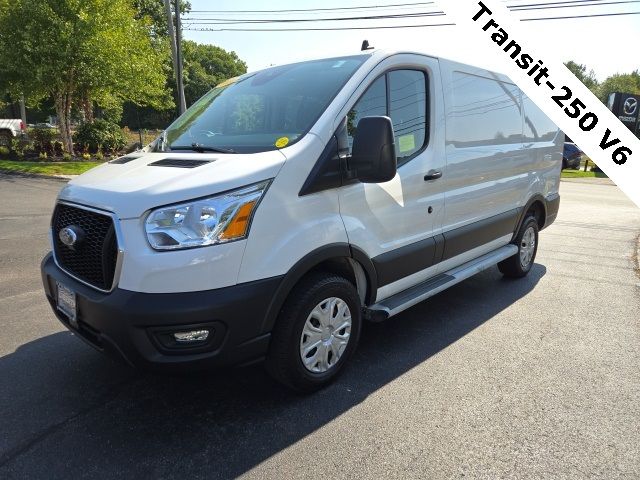 2021 Ford Transit Base