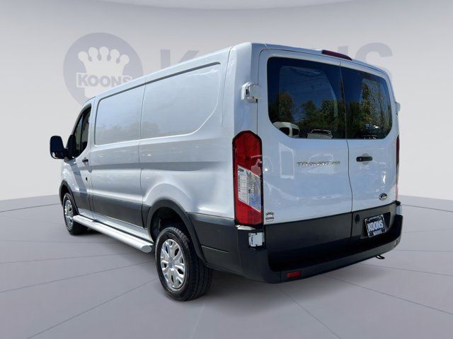 2021 Ford Transit Base