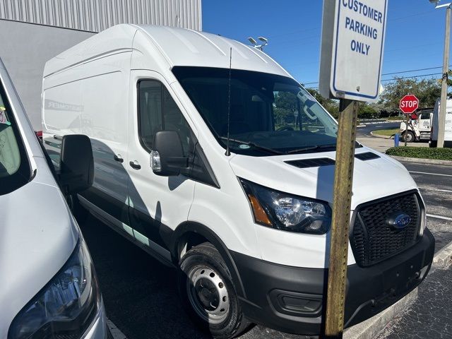 2021 Ford Transit Base