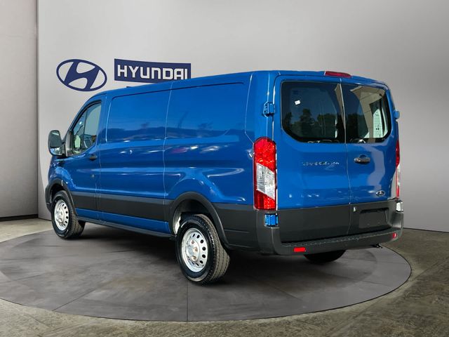 2021 Ford Transit Base