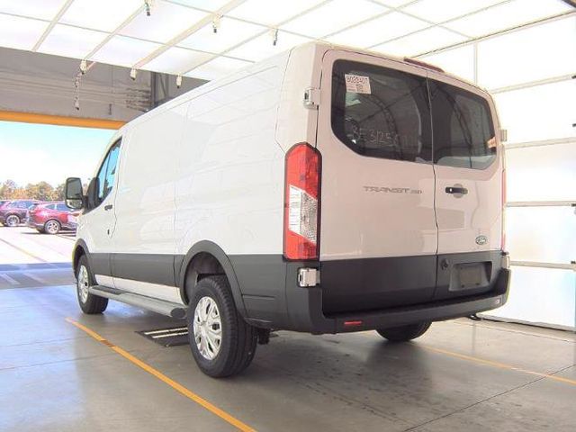 2021 Ford Transit Base