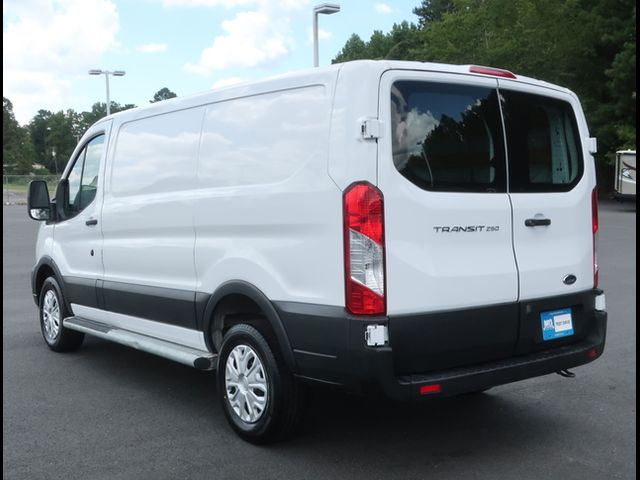 2021 Ford Transit Base