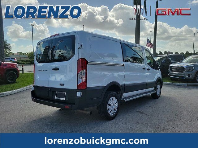 2021 Ford Transit Base