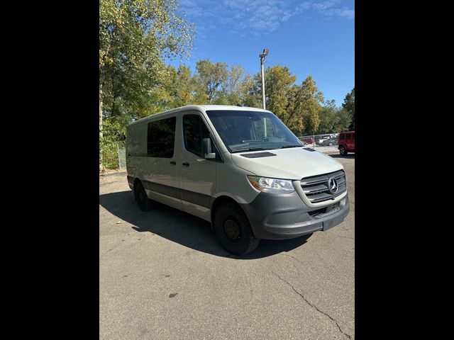 2021 Freightliner Sprinter Base