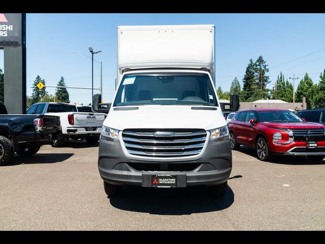 2021 Freightliner Sprinter Base