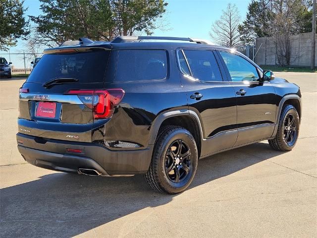 2021 GMC Acadia AT4