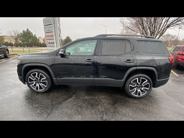 2021 GMC Acadia SLT