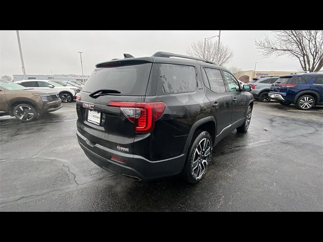 2021 GMC Acadia SLT