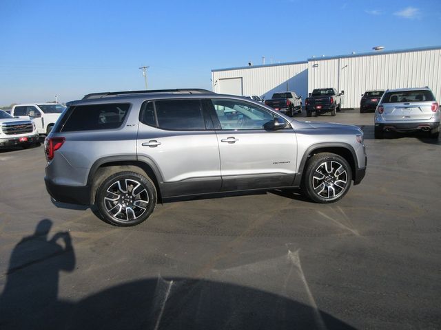 2021 GMC Acadia SLT