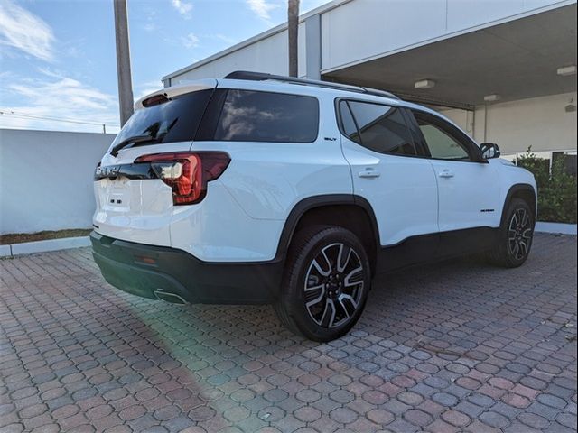 2021 GMC Acadia SLT