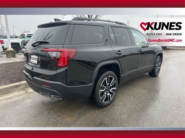 2021 GMC Acadia SLT