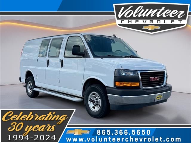 2021 GMC Savana Base