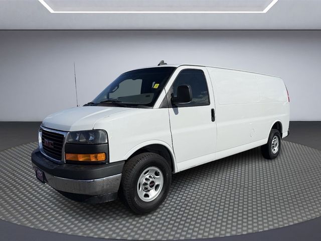 2021 GMC Savana Base