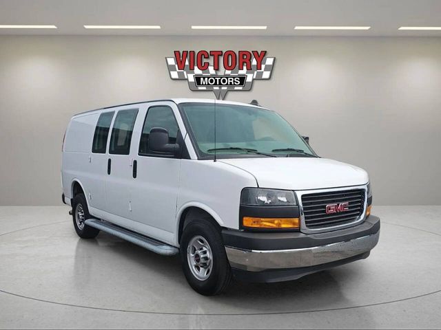 2021 GMC Savana Base