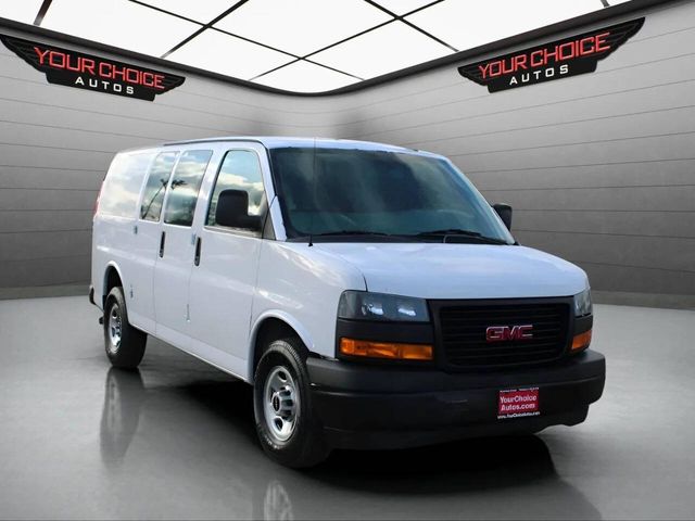 2021 GMC Savana Base