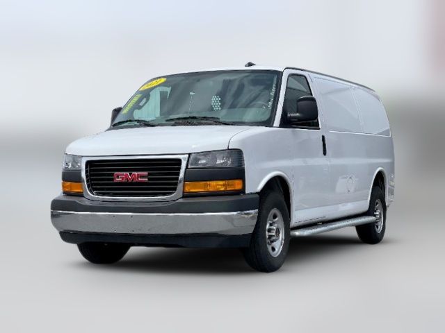 2021 GMC Savana Base