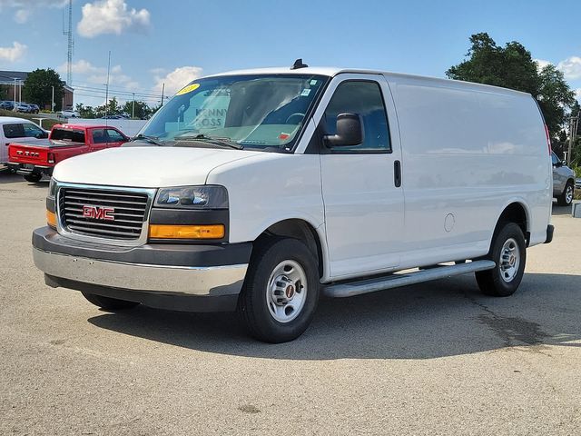 2021 GMC Savana Base