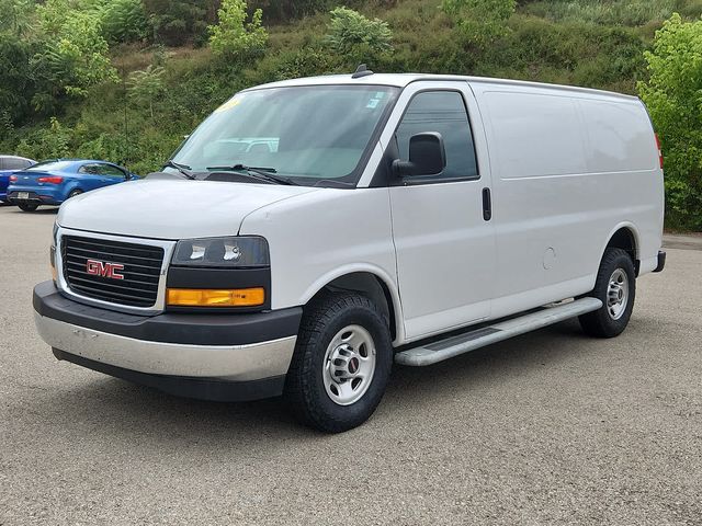 2021 GMC Savana Base