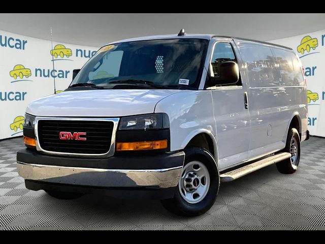 2021 GMC Savana Base