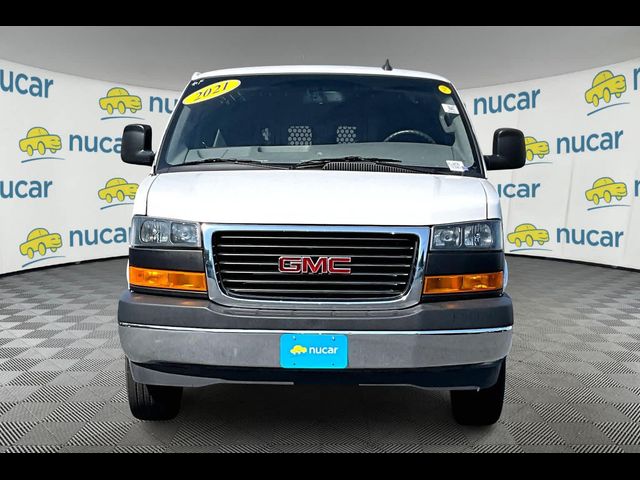 2021 GMC Savana Base