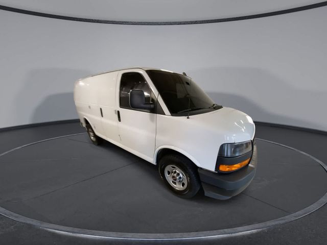 2021 GMC Savana Base