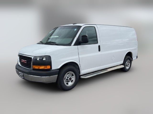 2021 GMC Savana Base