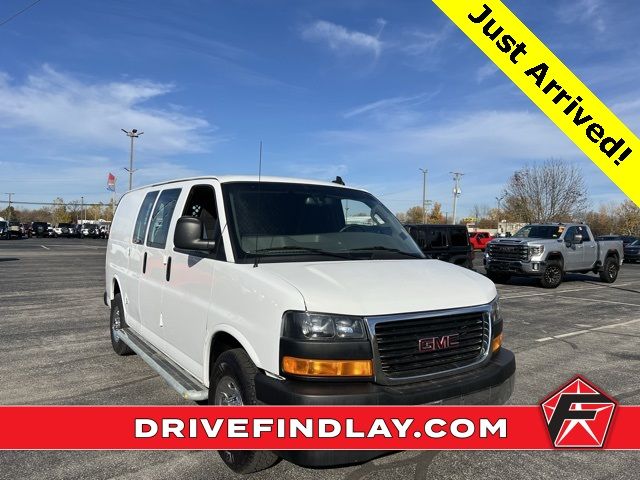 2021 GMC Savana Base