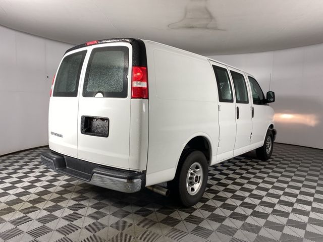 2021 GMC Savana Base