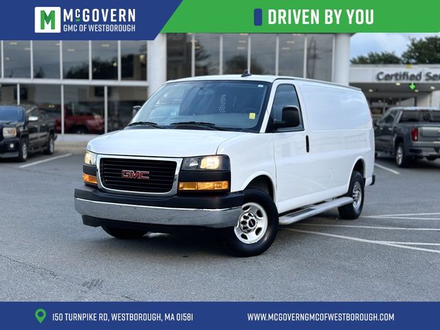 2021 GMC Savana Base