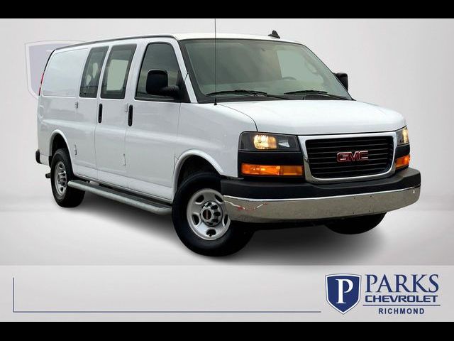 2021 GMC Savana Base