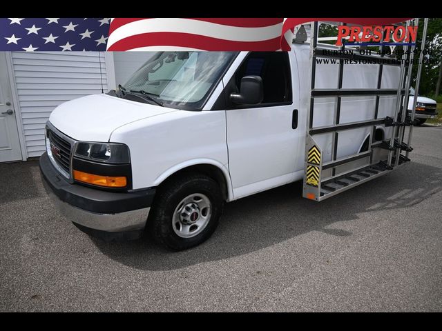 2021 GMC Savana Base