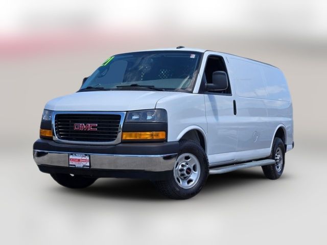 2021 GMC Savana Base