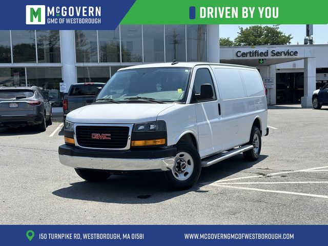 2021 GMC Savana Base