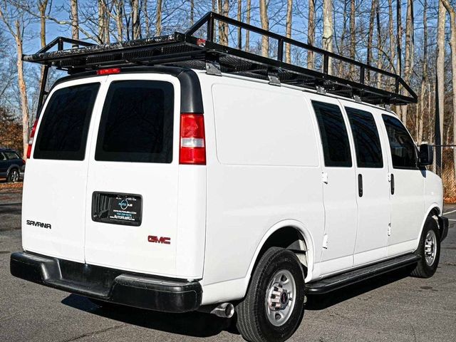 2021 GMC Savana Base