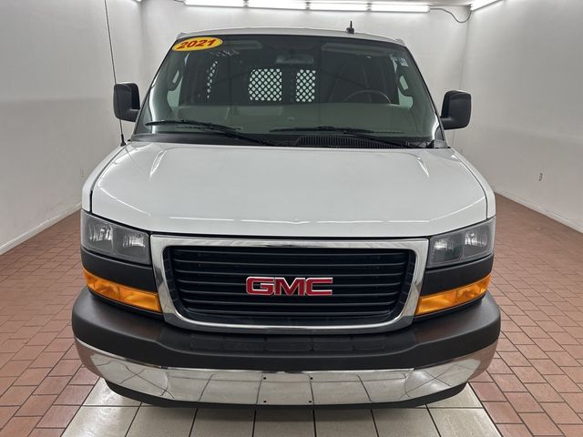 2021 GMC Savana Base