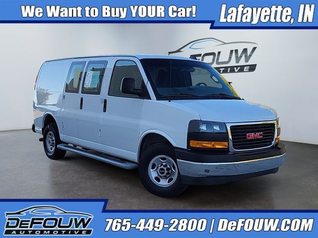 2021 GMC Savana Base