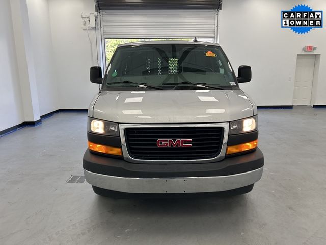 2021 GMC Savana Base