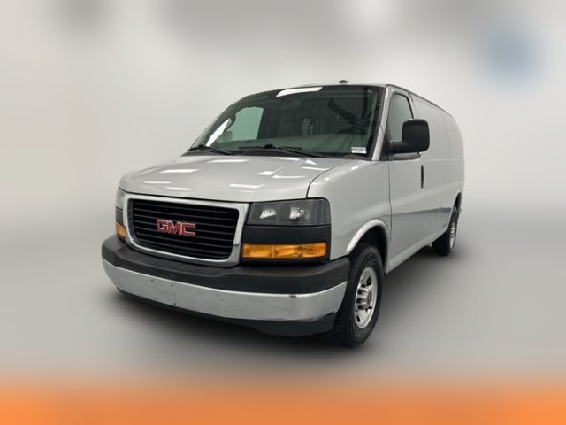 2021 GMC Savana Base