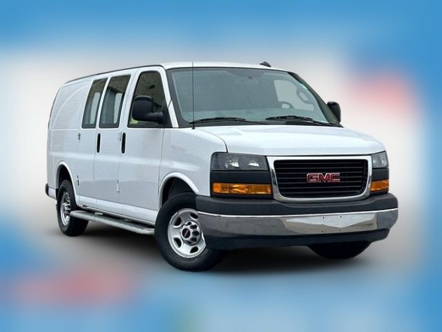 2021 GMC Savana Base