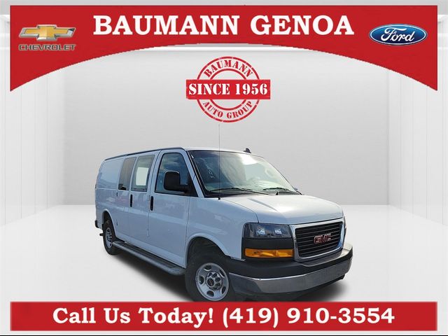 2021 GMC Savana Base