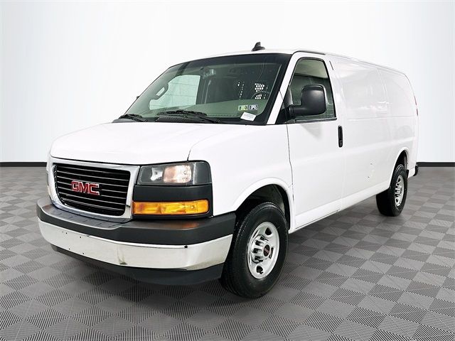 2021 GMC Savana Base