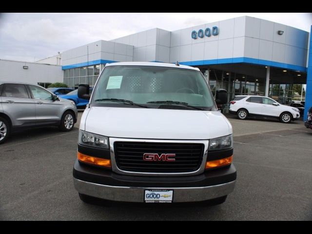 2021 GMC Savana Base