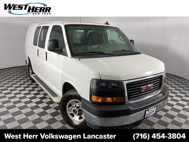 2021 GMC Savana Base