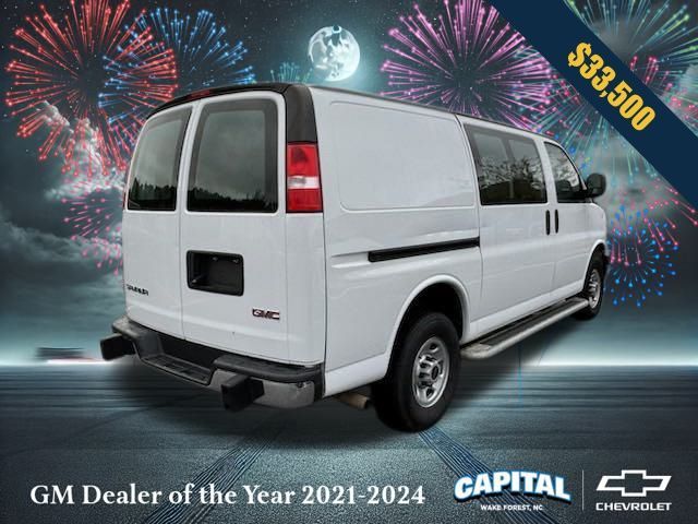 2021 GMC Savana Base