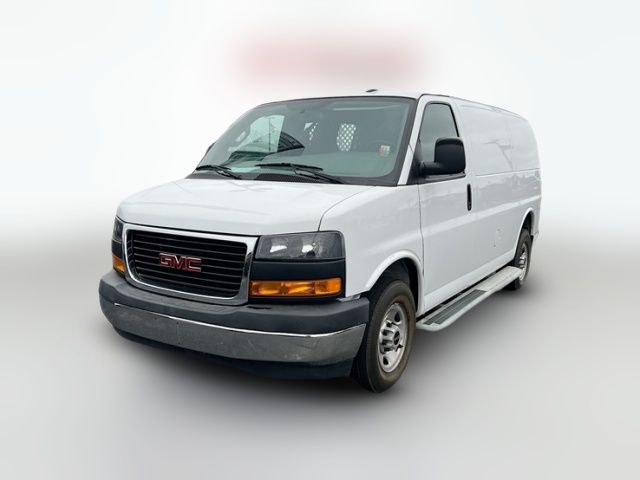 2021 GMC Savana Base