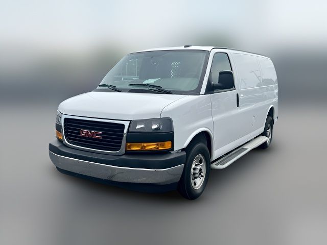 2021 GMC Savana Base