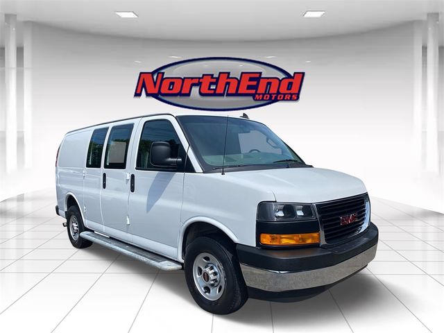 2021 GMC Savana Base